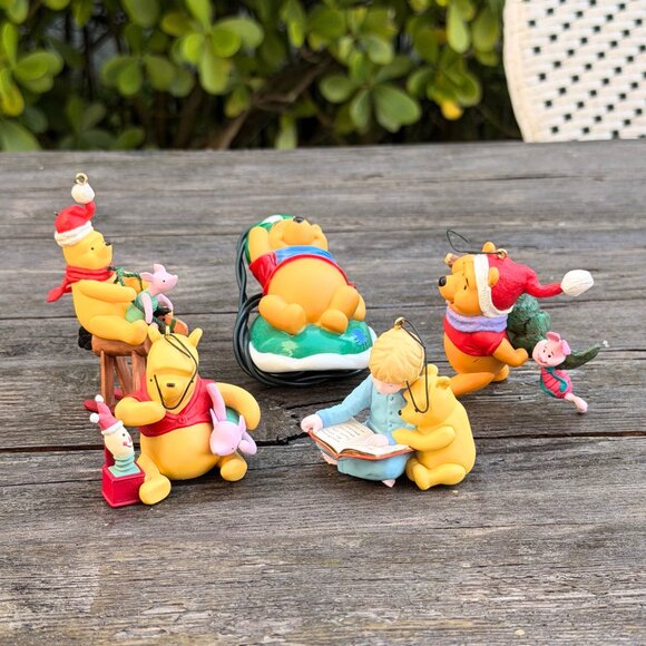 Vintage Lot Of 5 Winnie The Pooh Christmas Ornaments Hallmark and Disney Light - Picture 1 of 15